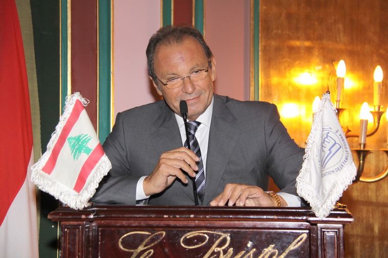 صورة من ألبوم 2011